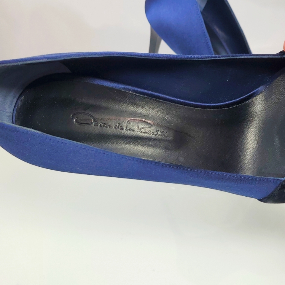 $670 Oscar de la Renta Vik Velvet Satin Blue Black Pumps Heels Sz 38 (US 8) - Picture 7 of 16